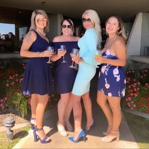 💙Karen in a CK Icy Blue w her sisters💙💋